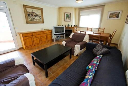 Les Cabanyes Villa Sleeps 8 Pool Wifi