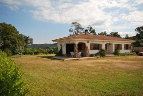 Caules Villa Sleeps 8 Pool Wifi