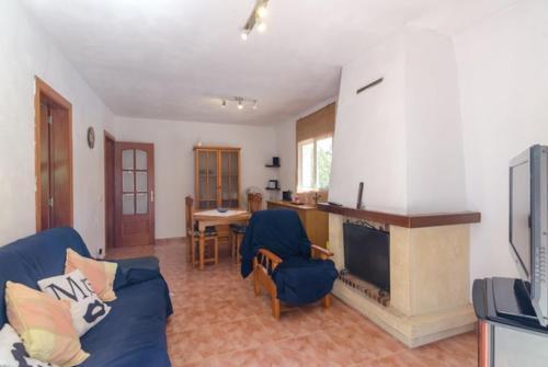 Caules Villa Sleeps 6 Pool
