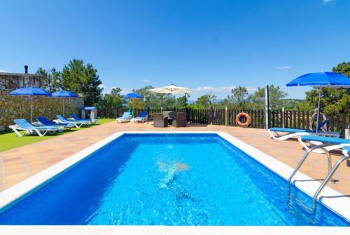 Caules Villa Sleeps 10 Pool Wifi