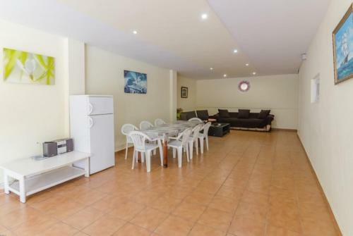 Lloret De Mar Villa Sleeps 12 Pool Wifi
