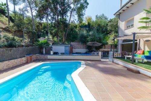 Lloret De Mar Villa Sleeps 12 Pool Wifi