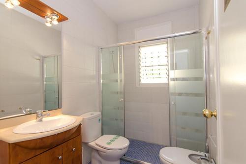 Lloret De Mar Villa Sleeps 6 Pool Wifi