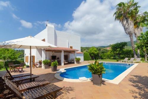 Lloret De Mar Villa Sleeps 8 Pool Wifi