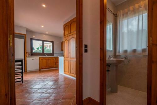 Platja D'aro Villa Sleeps 8 Pool Wifi