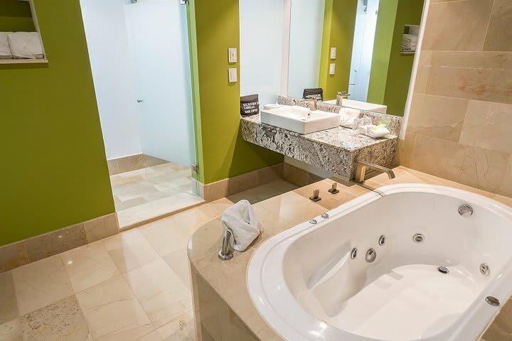 Hotel Holiday Inn Queretaro Zona Krystal