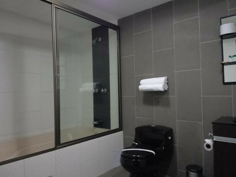 Hotel Calasanz Real