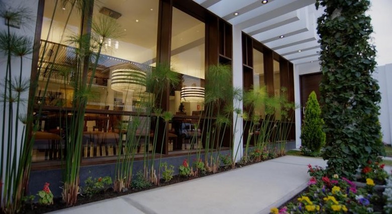Mint Hotel