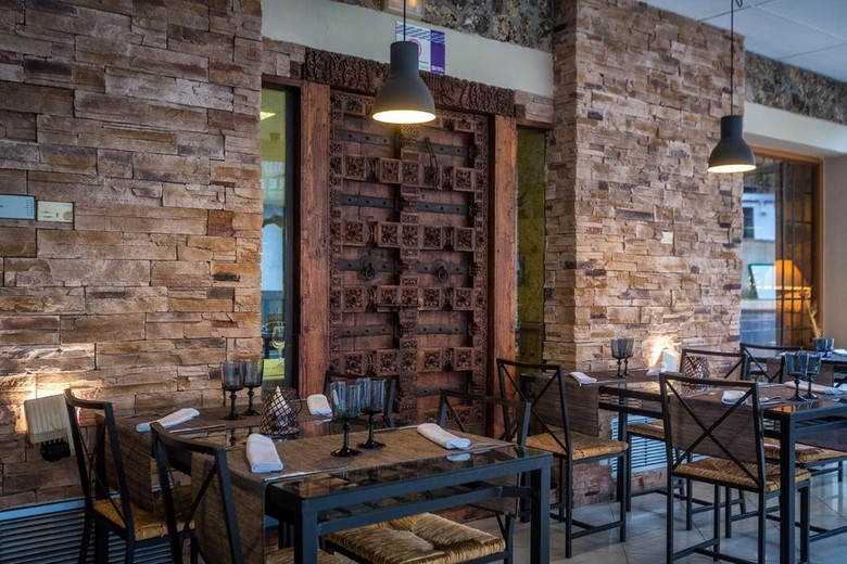 Hotel Rio Piedra