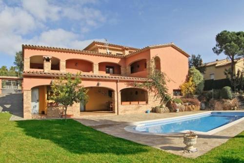 Les Cabanyes Villa Sleeps 8 Pool Wifi