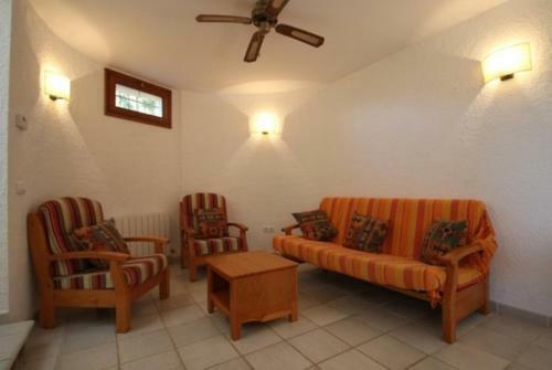 Sant Antoni De Calonge Villa Sleeps 8 Pool Wifi
