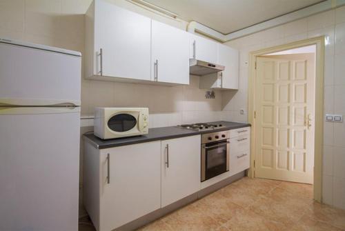 Sant Antoni De Calonge Villa Sleeps 9 Pool Wifi