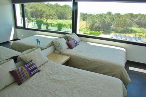 Sant Daniel Villa Sleeps 8 Pool Air Con Wifi