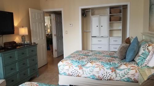 Surfside 606 Apartment