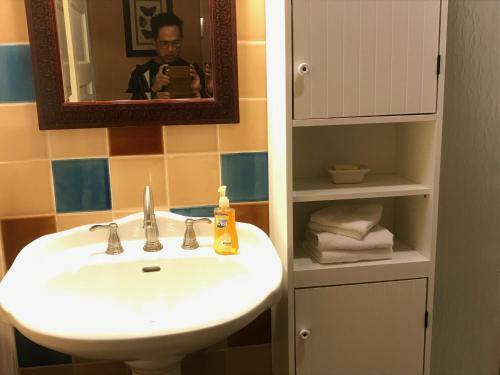 Hostal Sanborn Guest House