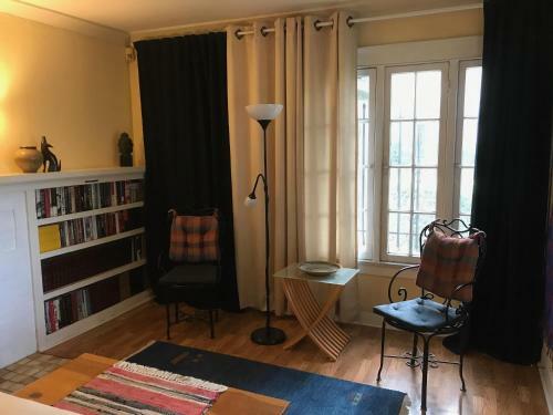 Hostal Sanborn Guest House
