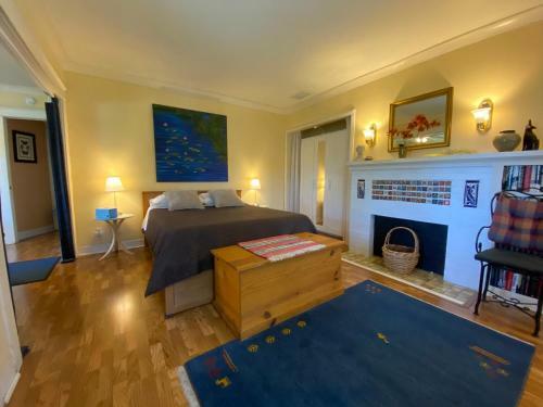 Hostal Sanborn Guest House