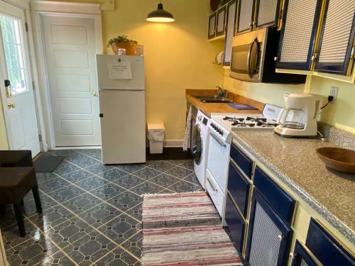 Hostal Sanborn Guest House