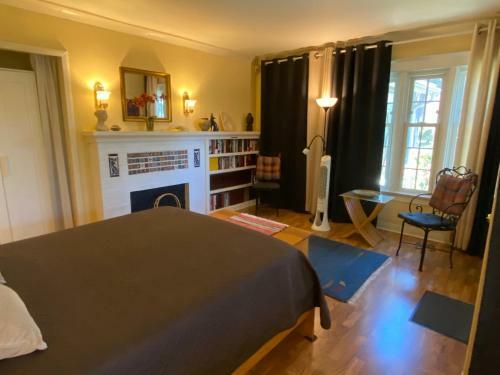 Hostal Sanborn Guest House