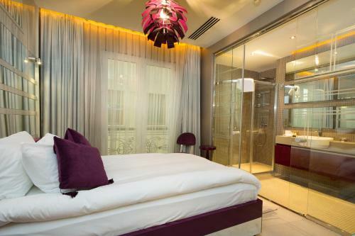 Golden Pearl Boutique Hotel