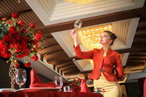 Hotel Howard Johnson Plaza Ningbo
