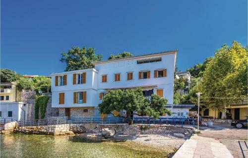 One-bedroom Apartment In Kostrena