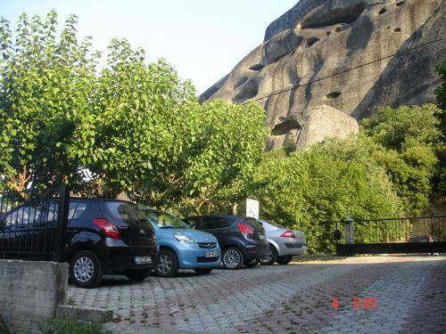 Hostal Guesthouse Papastathis