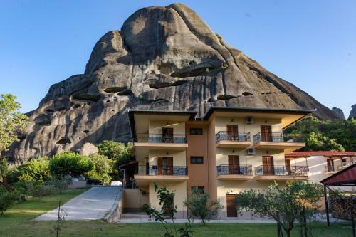 Hostal Guesthouse Papastathis