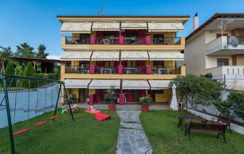Hostal House Keramaria Sea View