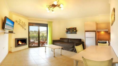 Avra Apartments