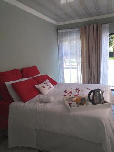 Hostal Alika Guest House