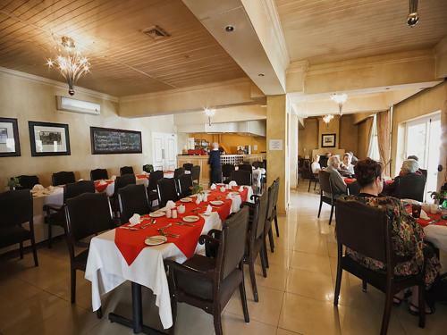 The Swellengrebel Hotel