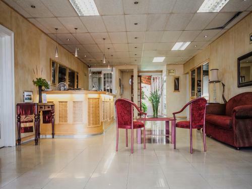 The Swellengrebel Hotel