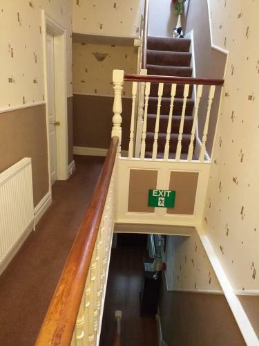 Hostal Monico Guest House