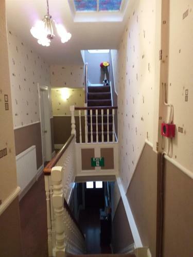 Hostal Monico Guest House