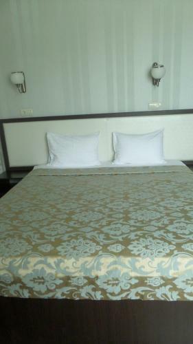 Royal Hotel