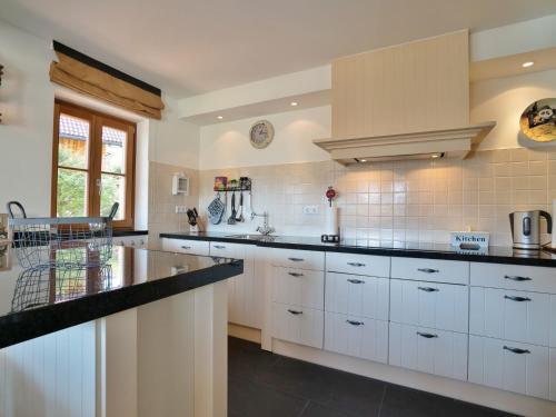 Opulent Chalet In Mauterndorf With Whirlpool & Sauna
