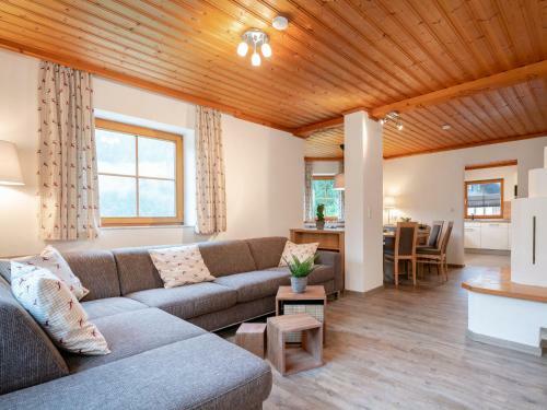 Chalet Barney S