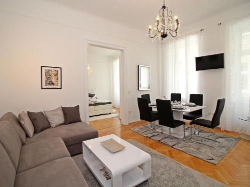 Apartment King's Apartment