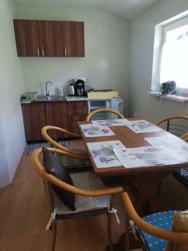Hostal Guest House Edina Visoko