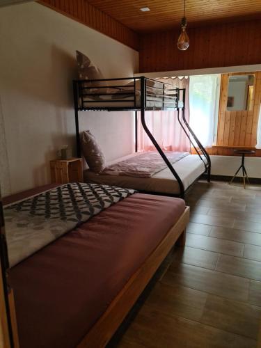 Hostal Guesthouse V�geliwohl