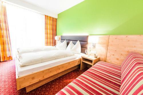 Hotel R�ssl-dependance Neue Post