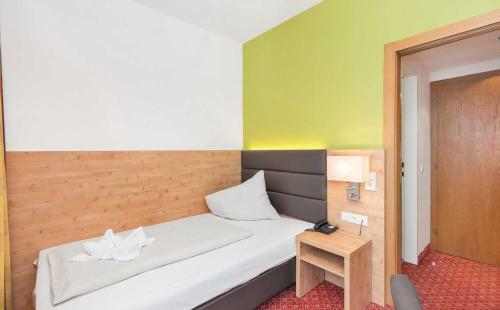 Hotel R�ssl-dependance Neue Post