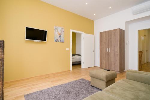 Vienna Stay Apartment / Hotel 1050