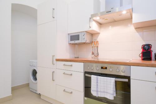 Vienna Stay Apartment / Hotel 1050