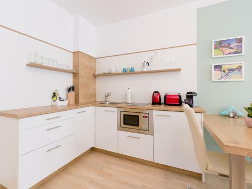 Apartment Oper - Contactless Check In