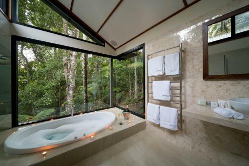 Lodge Crystal Creek Rainforest Retreat