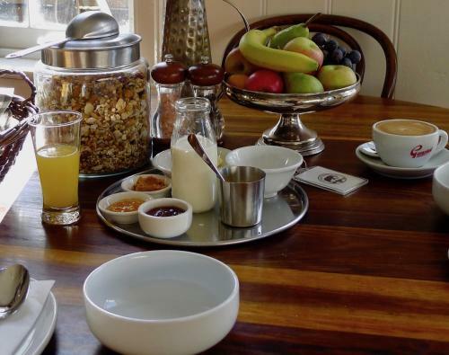 Elephant Bridge Hotel