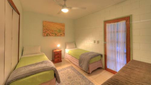 Bed & Breakfast Riversong Retreat