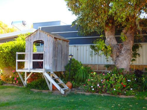 Lazy Lobster Holiday Units & Chalets